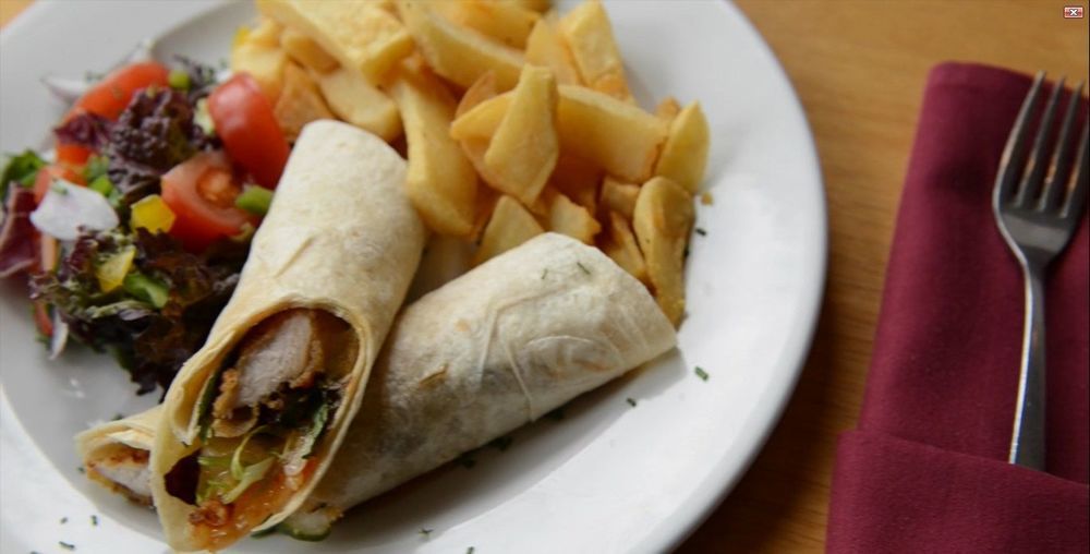 Hotel Portrush Adelphi Exterior foto A tortilla wrap