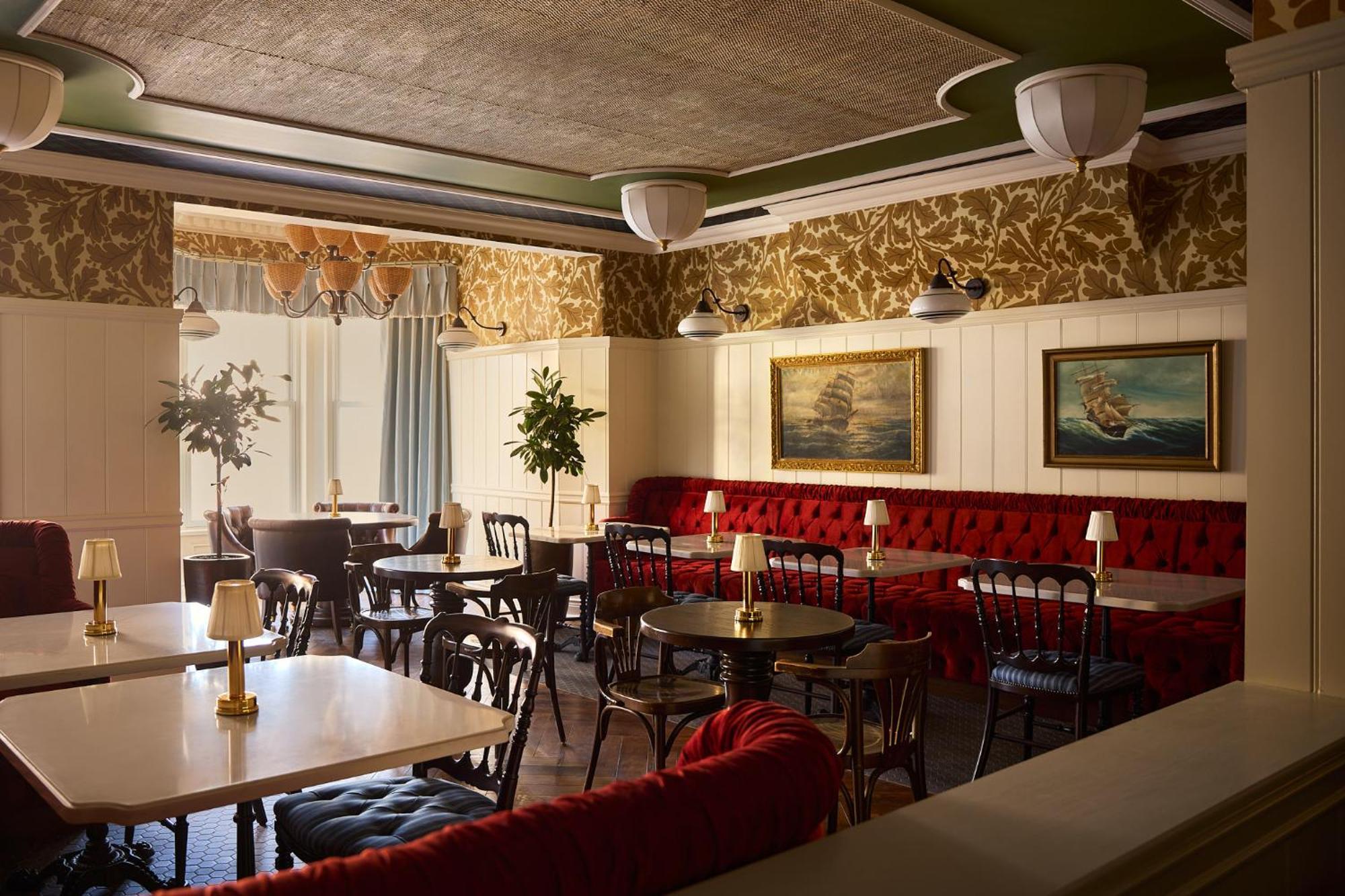 Hotel Portrush Adelphi Exterior foto